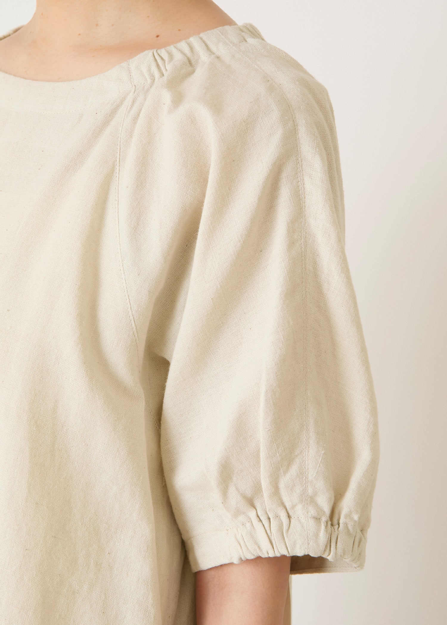 手織りコットンヘンプ パフスリーブワンピース