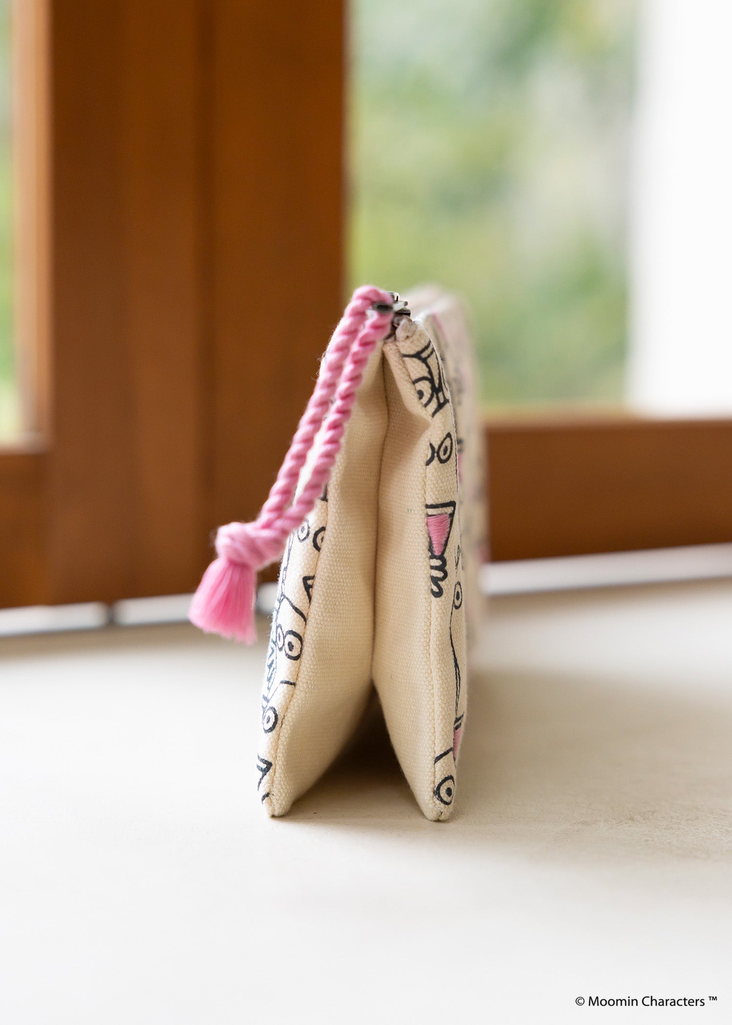 ムーミン プリント＆手刺繍ポーチ・ニョロニョロがいっぱい