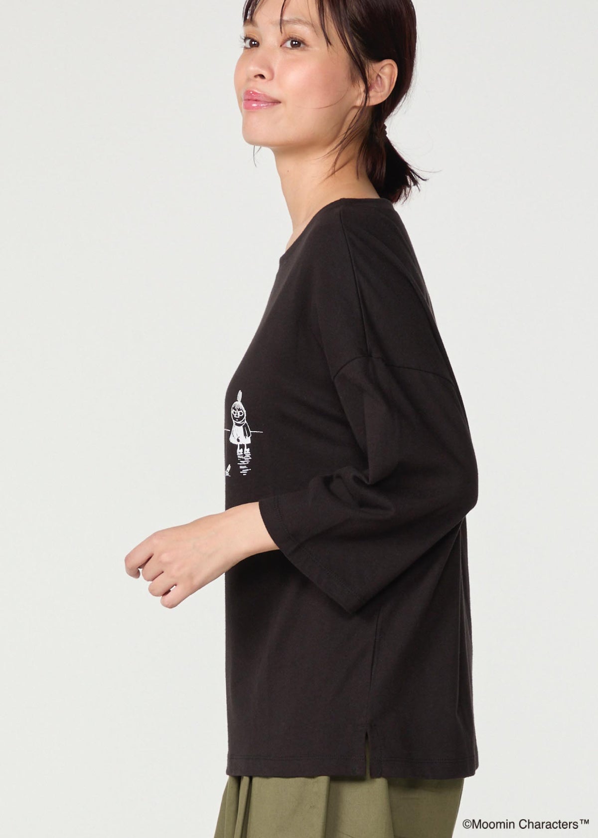 ムーミン オーガニックコットン ビッグＴシャツ・氷の上の逆立ちムーミントロール