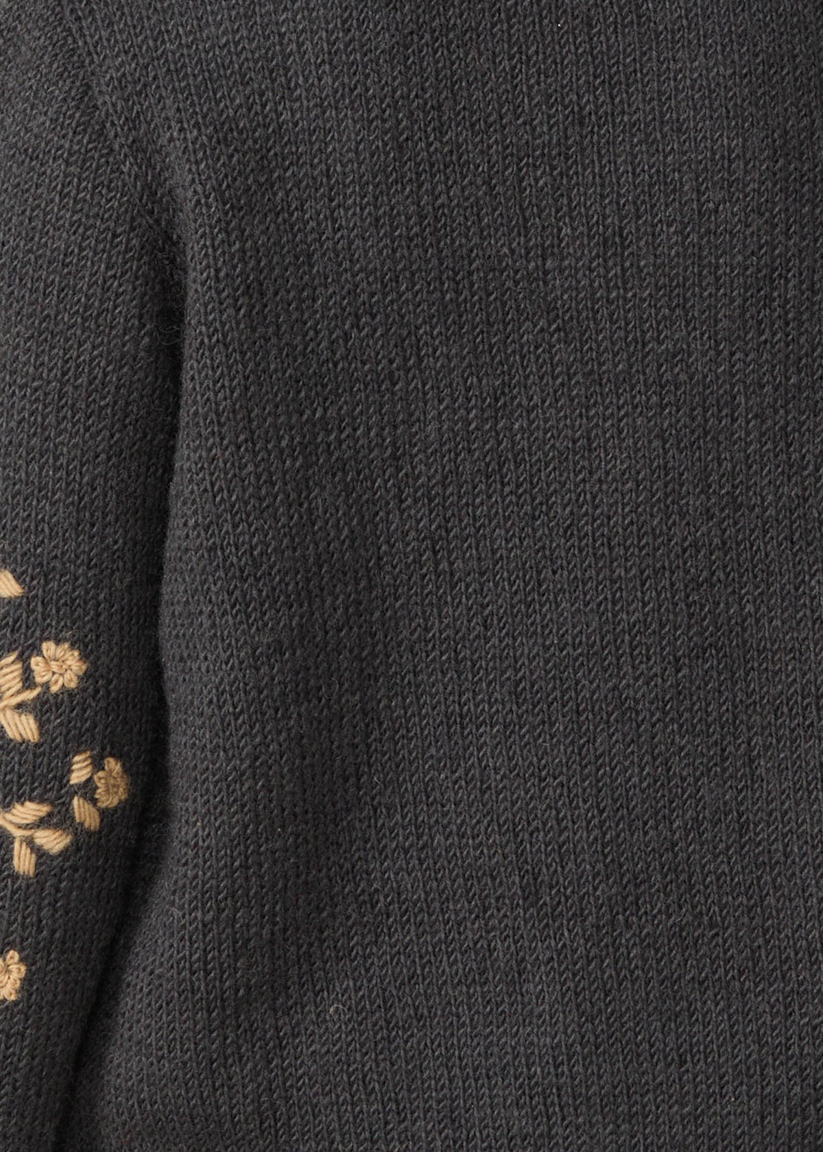 手編み＆手刺繍フラワー柄 パフスリーブプルオーバー