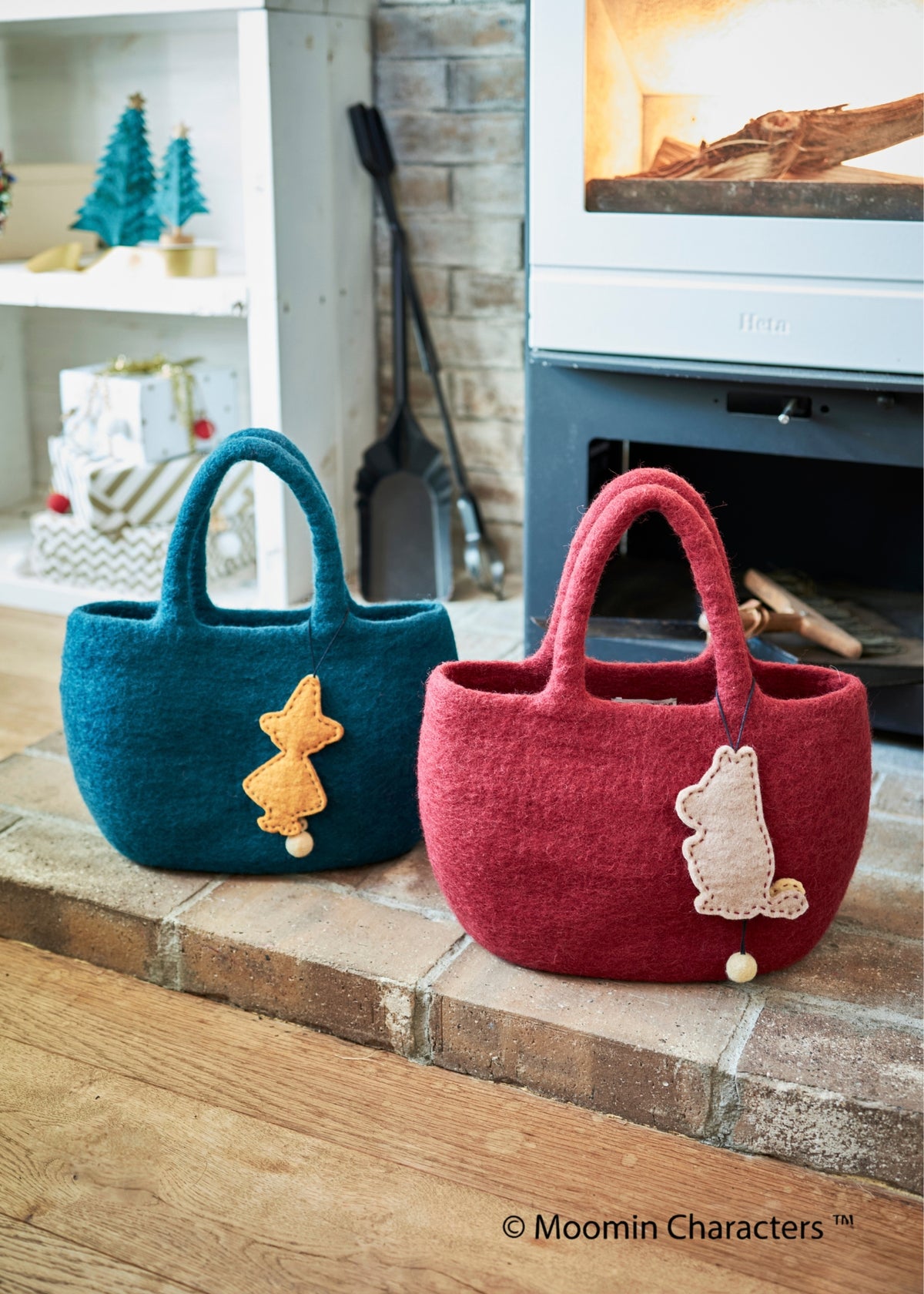 ムーミン 手刺繍フェルトバッグ ・スナフキンキーチャーム