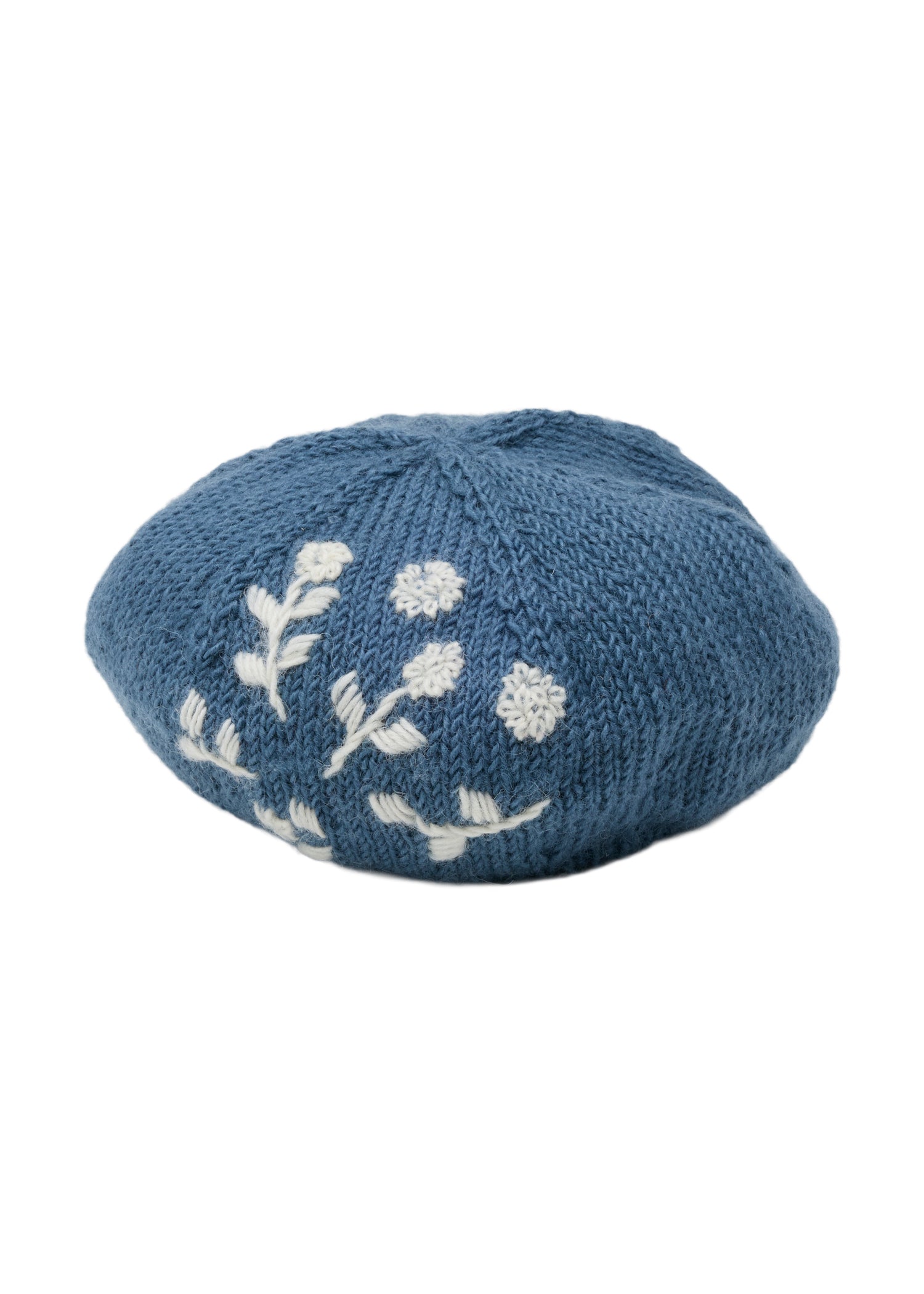 青いウールベレー帽 花モチーフ 手編み＆手刺繍フラワー柄 ベレー
