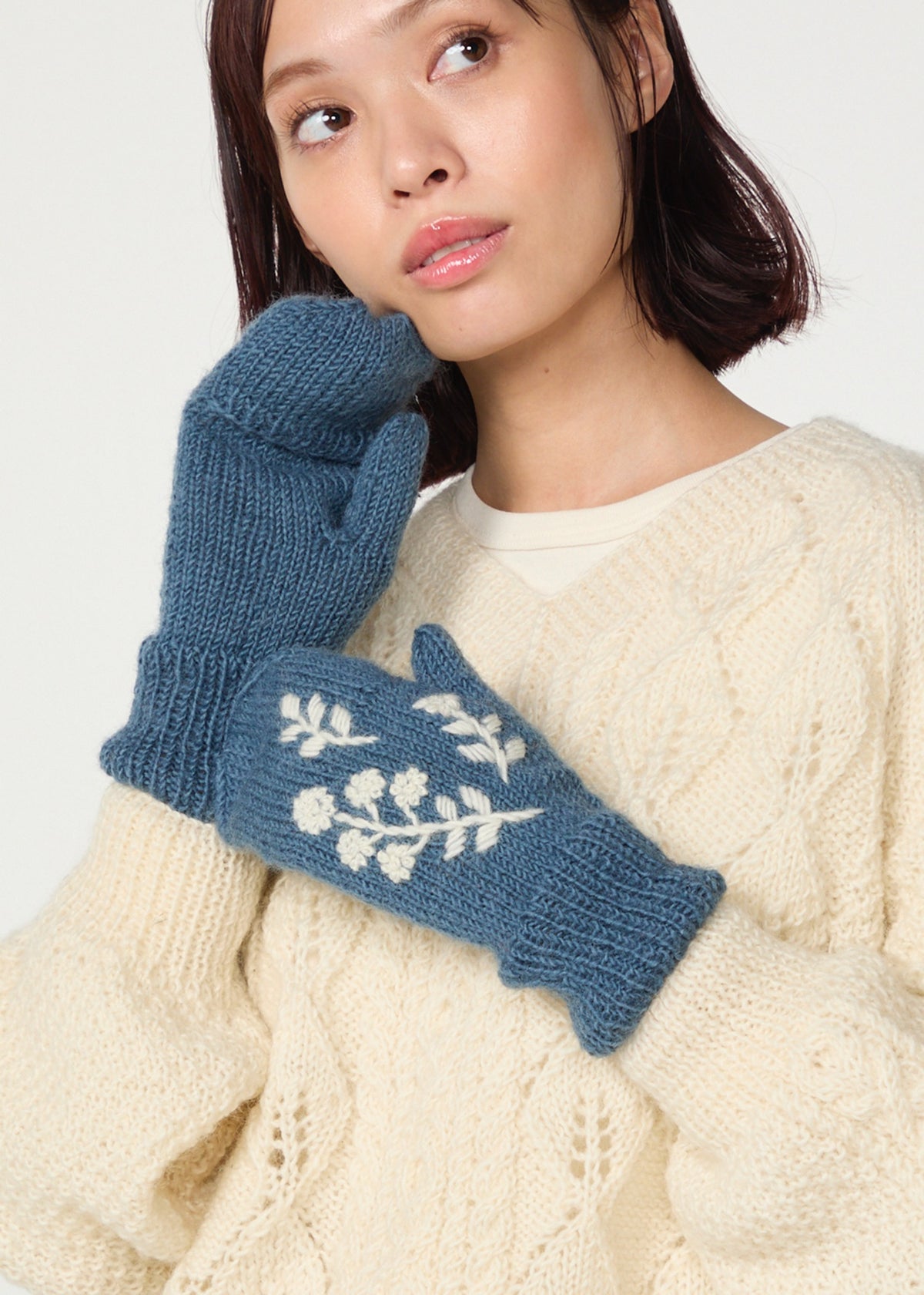 手編み＆手刺繍フラワー柄 手袋